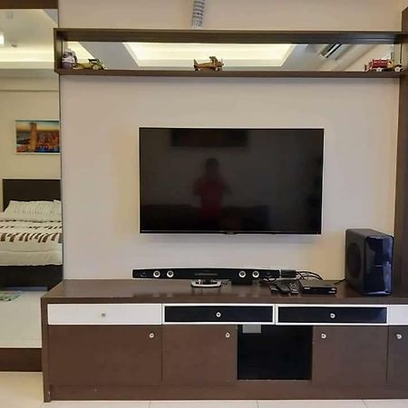 Pico De Loro Resort Condotel Насугбу Екстериор снимка