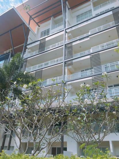 Pico De Loro Resort Condotel Насугбу Екстериор снимка